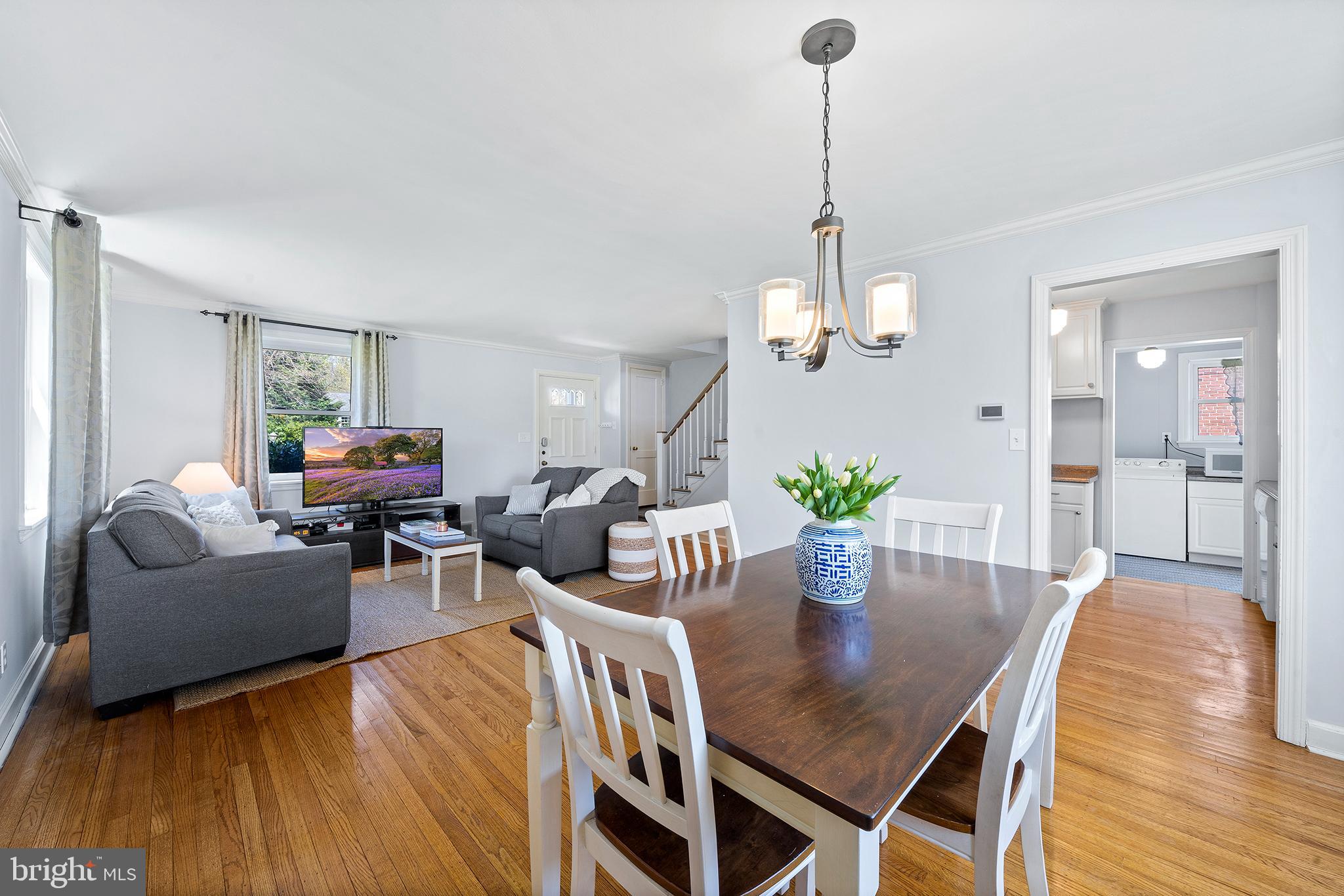 274 Upper Gulph Road Wayne, PA 19087 - Photo 8 of 21 Open living space