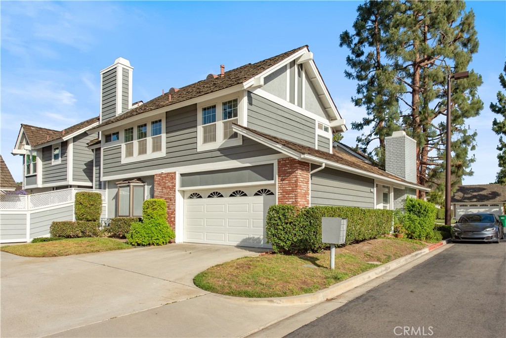 19 Alabaster Irvine, CA 92614 - Photo 4 of 39