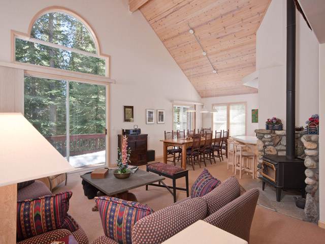 14781 Tyrol Road Truckee, CA 96161 - Photo 2 of 9 Gallery Image 2