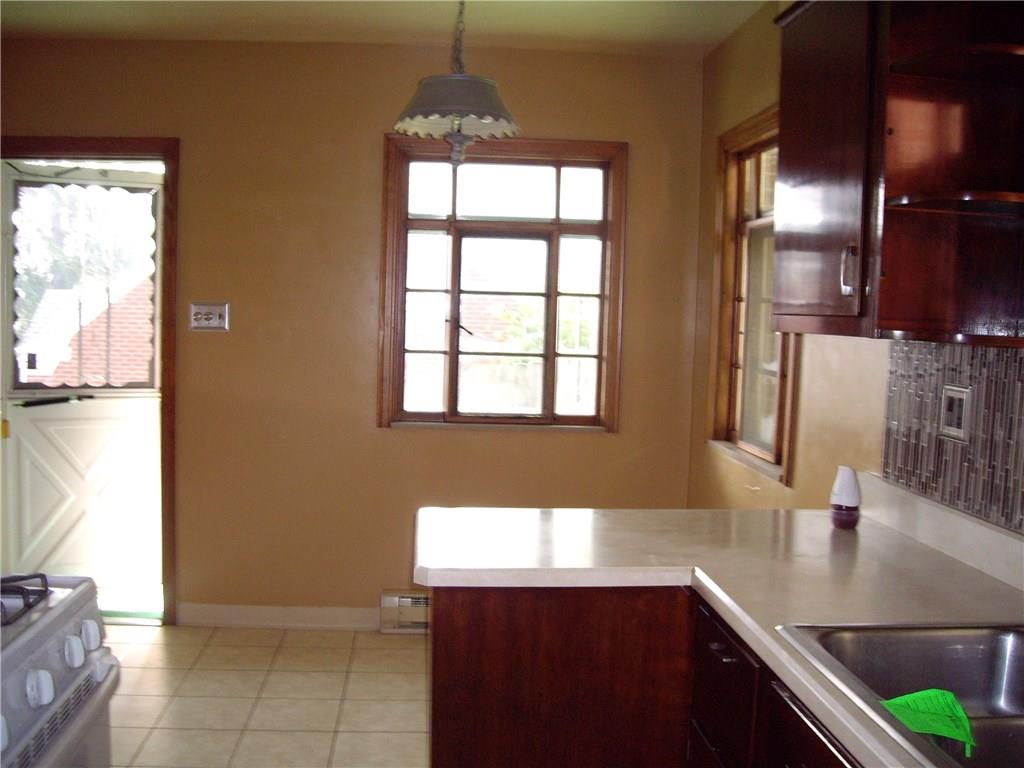 334 Redds Mill Road Charleroi, PA 15022 - Photo 3 of 16 Gallery Image 3