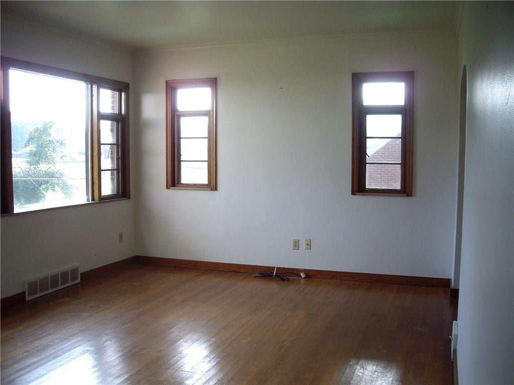 334 Redds Mill Road Charleroi, PA 15022 - Photo 4 of 16 Gallery Image 4
