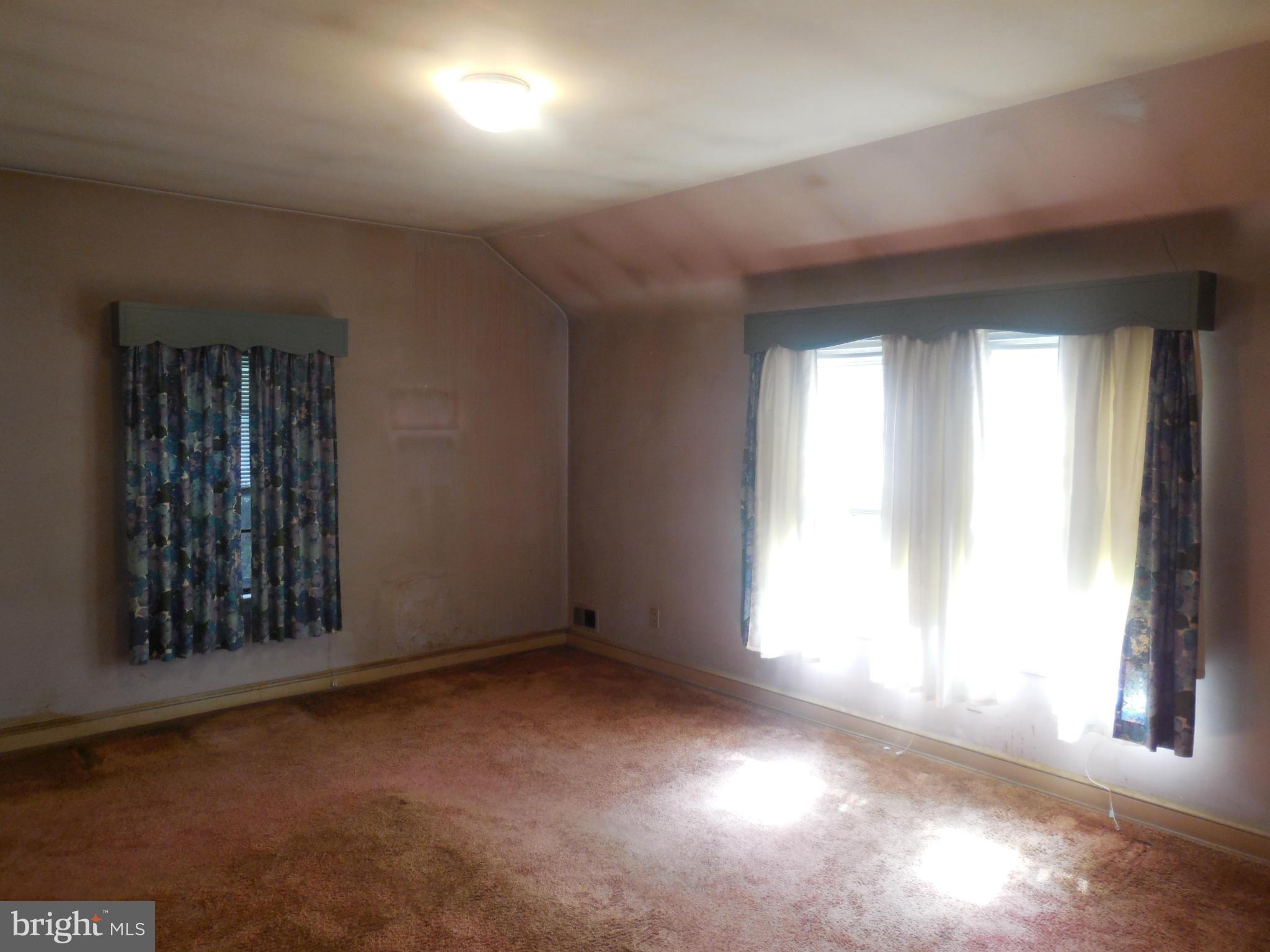 312 Baltimore Road Rockville, MD 20850 - Photo 9 of 22 Bedroom