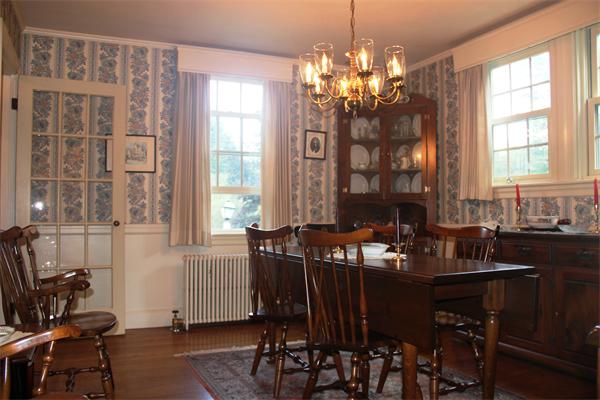 32 Ashton Road Attleboro, MA 02703 - Photo 8 of 24 Gallery Image 8