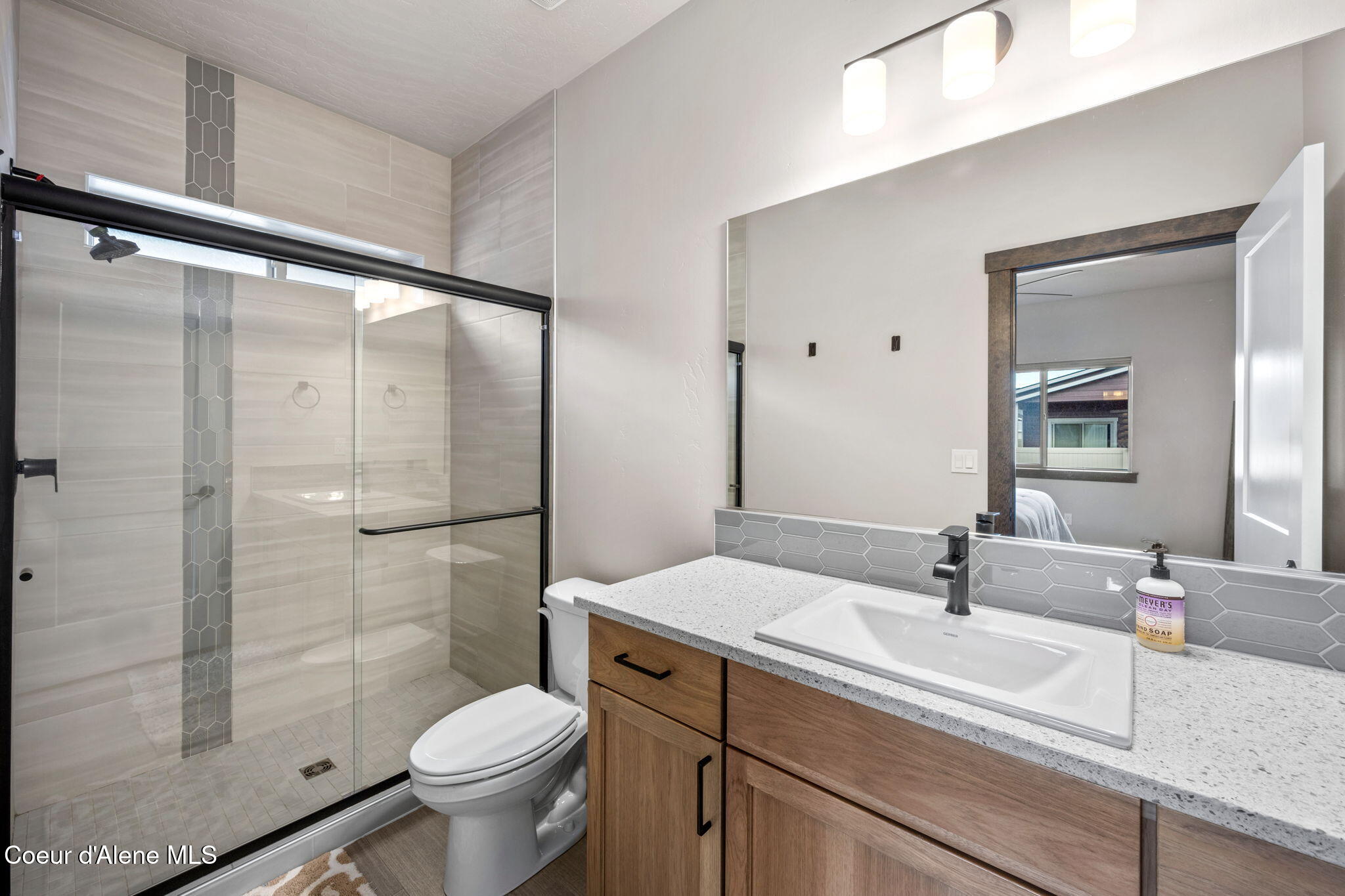 4302 North Donovan Lane Post Falls, ID 83854 - Photo 14 of 27 17-web-or-mls-DSC_5443