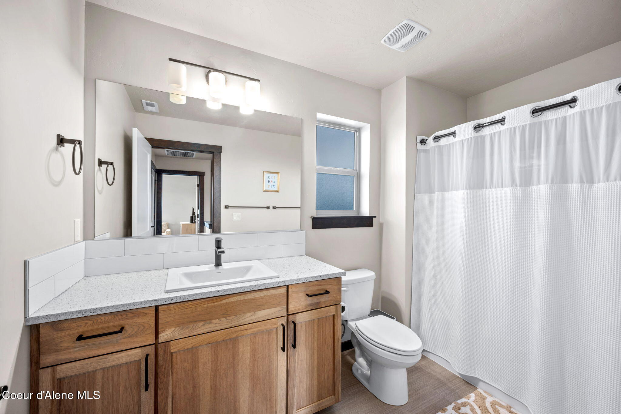 4302 North Donovan Lane Post Falls, ID 83854 - Photo 19 of 27 23-web-or-mls-DSC_5491