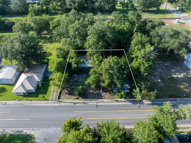 $190,000 | 416 West Napoleon Street, Sulphur, LA 70663