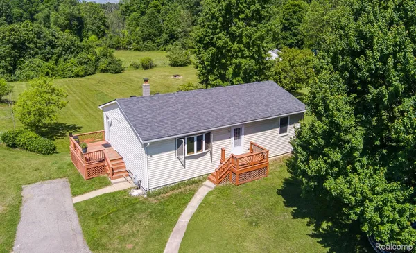$299,900 | 9635 South Ortonville Road, Clarkston, MI 48348