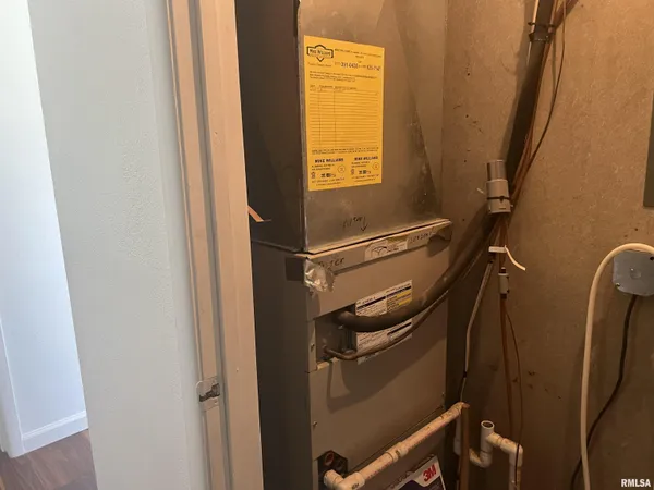 $145,000 | 610 Sandusky Street, Jacksonville, IL 62650