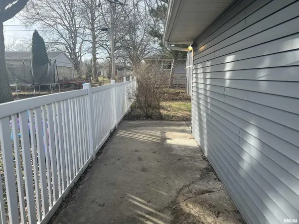 $145,000 | 610 Sandusky Street, Jacksonville, IL 62650