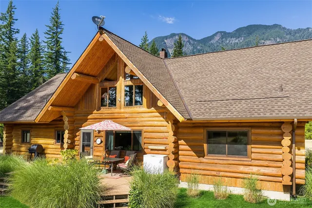 $1,500,000 | 16406 May Creek Road, Gold Bar, WA 98251