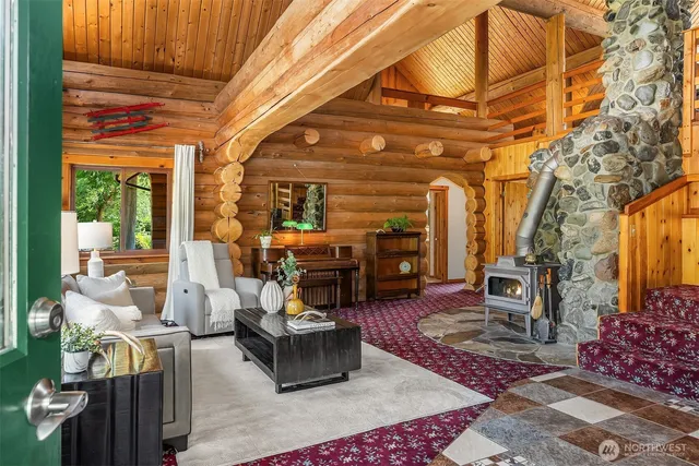 $1,500,000 | 16406 May Creek Road, Gold Bar, WA 98251