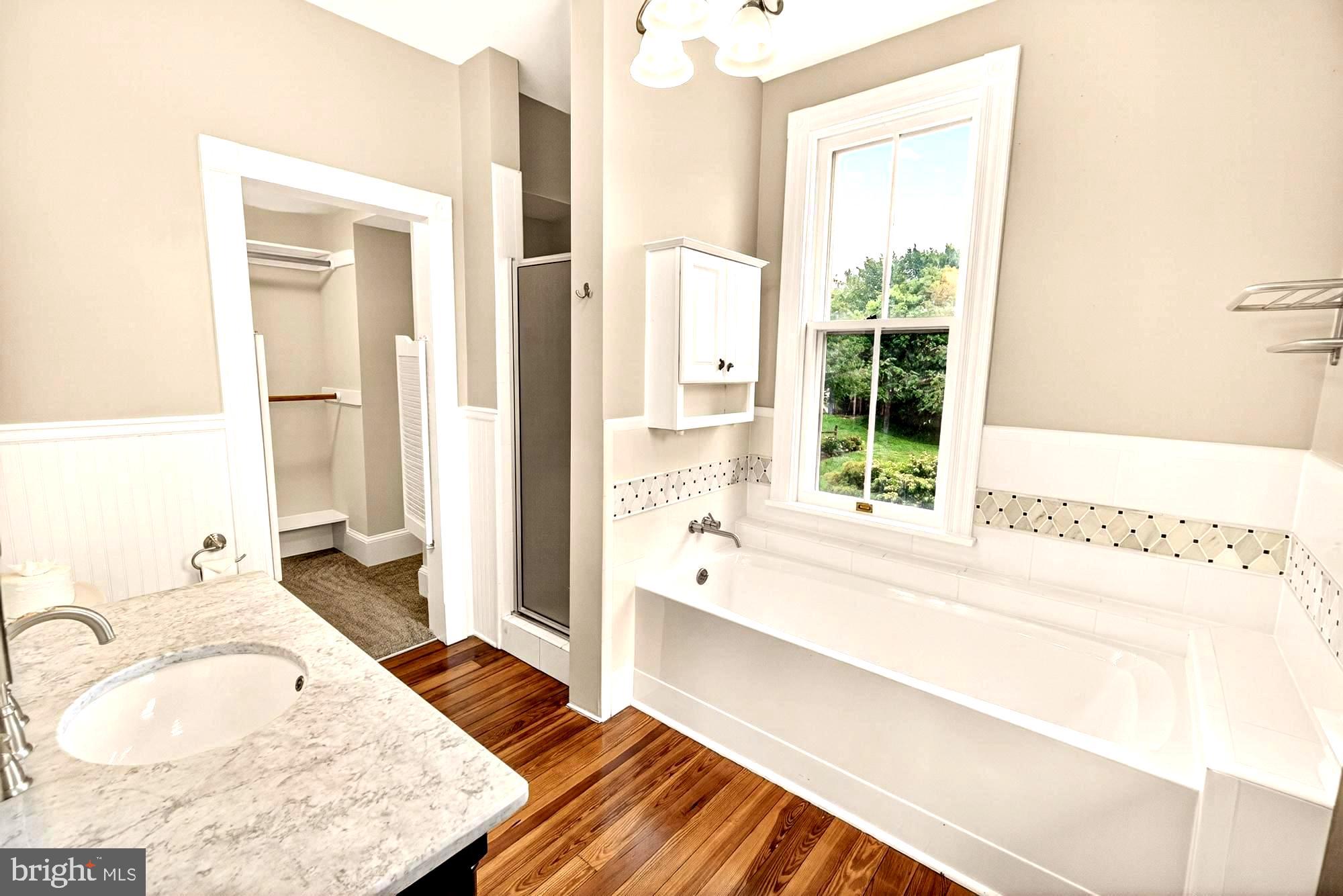 18040 Barnesville Road Barnesville, MD 20838 - Photo 59 of 101 Primary bath