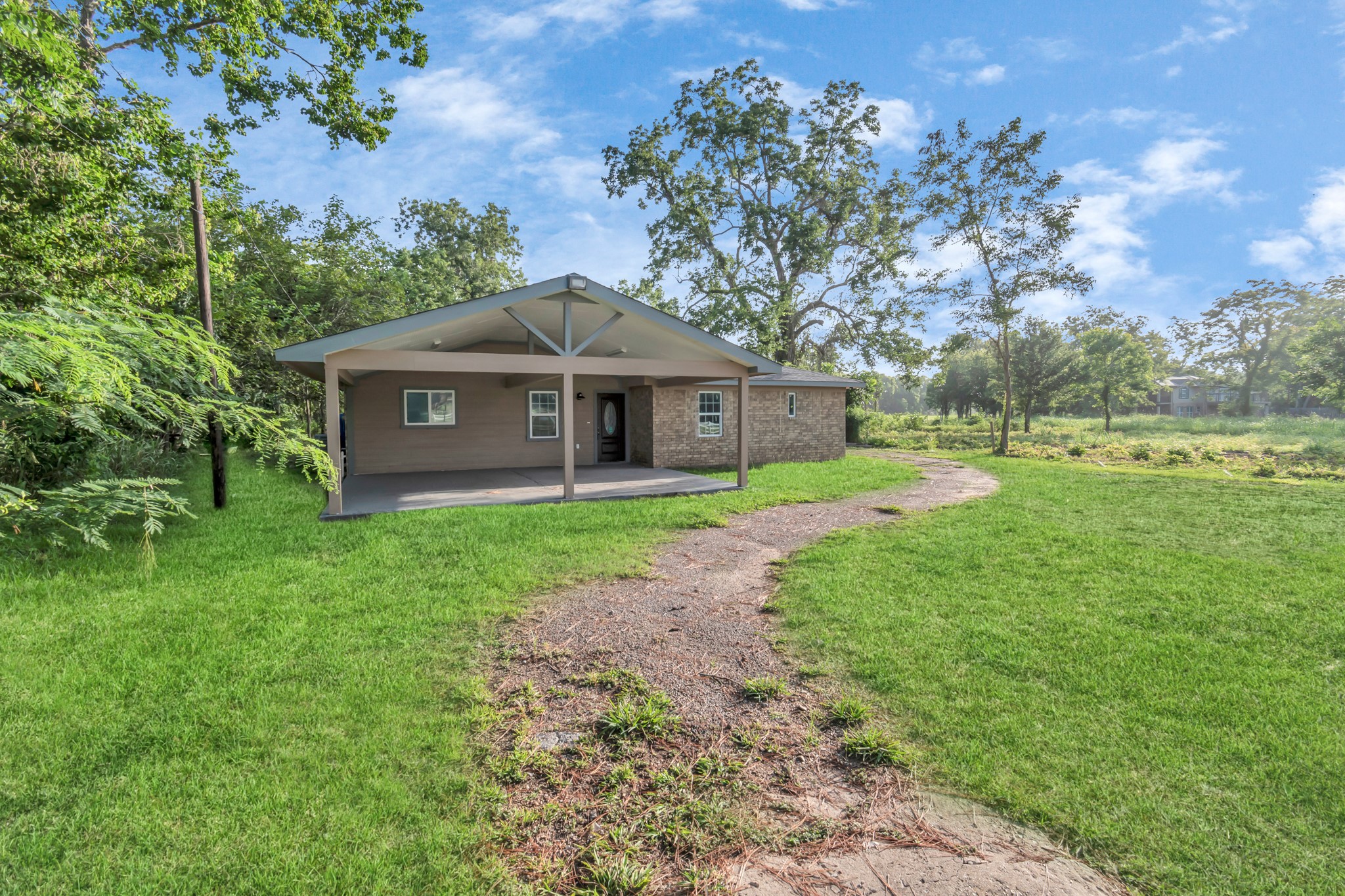 2826 West Farm To Market 1462 Rosharon, TX 77583 - Photo 4 of 36