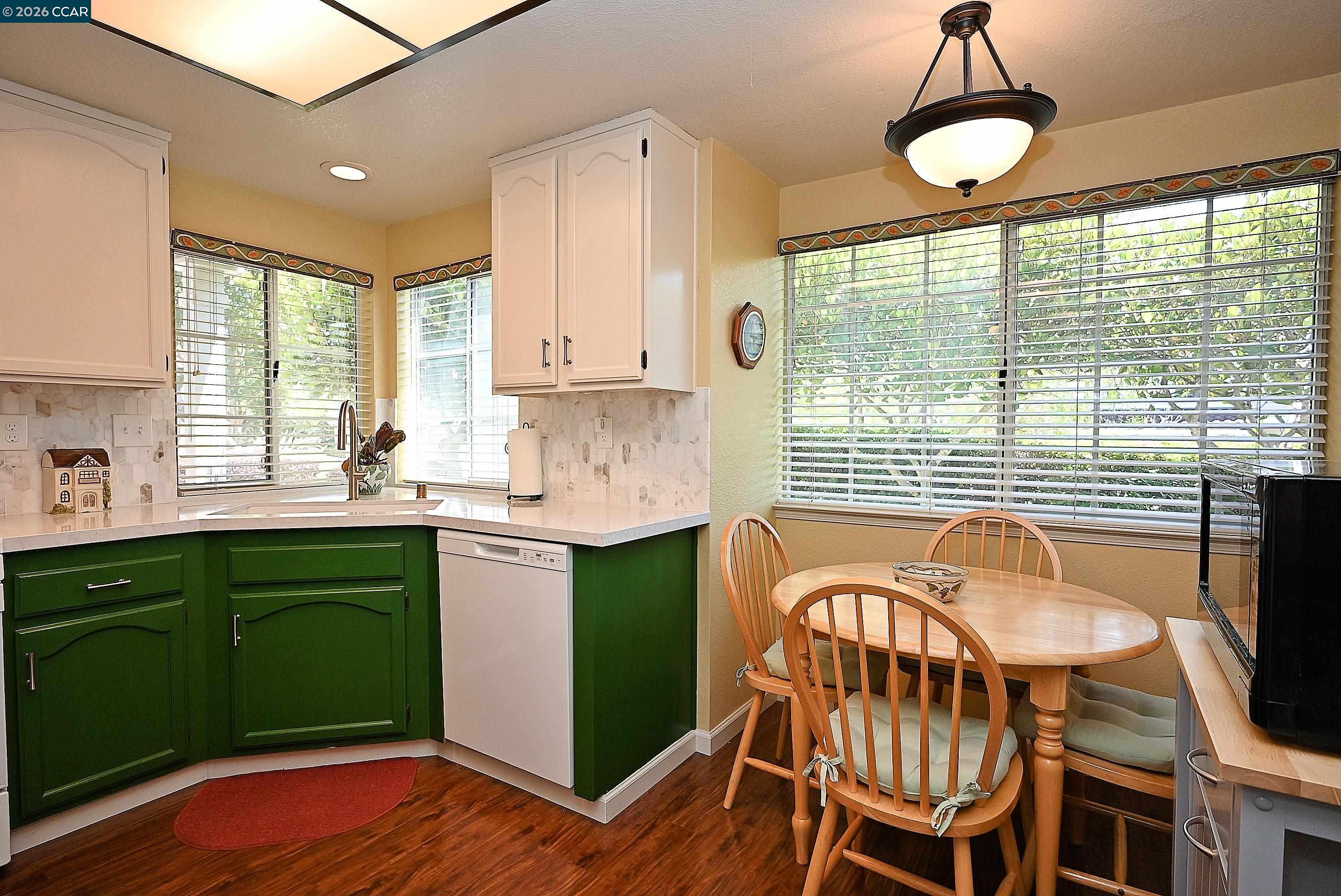 6670 Edgewood Way Castro Valley, CA 94552 - Photo 25 of 56