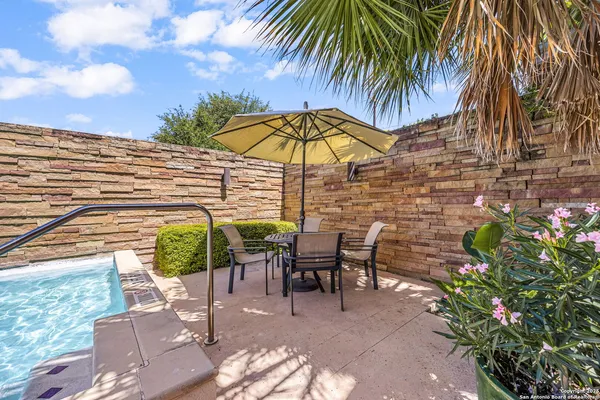 $241,000 | 1401 South Flores Street, Unit 409, San Antonio, TX 78204