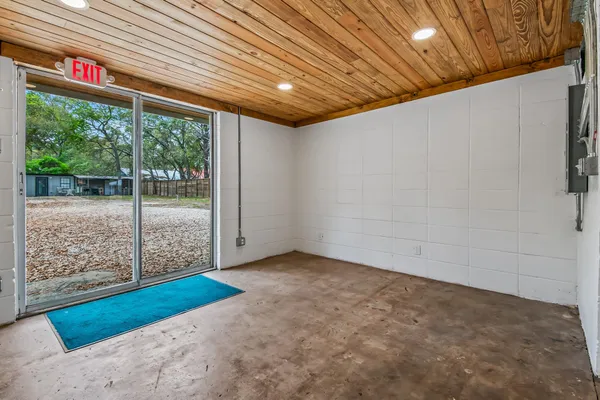 $375,000 | 82 Coastal Highway, Panacea, FL 32346