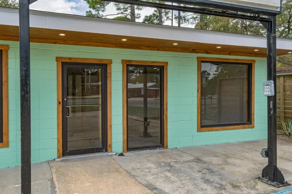 $375,000 | 82 Coastal Highway, Panacea, FL 32346