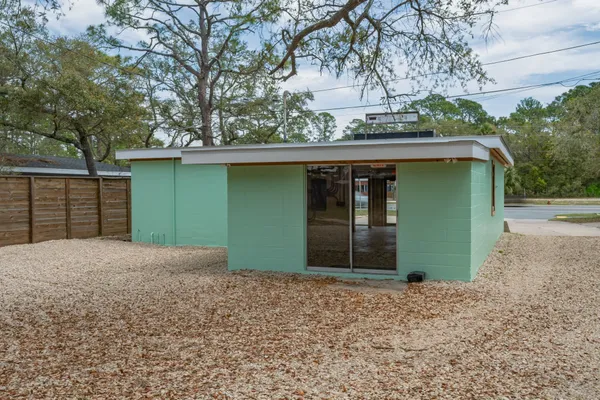 $375,000 | 82 Coastal Highway, Panacea, FL 32346