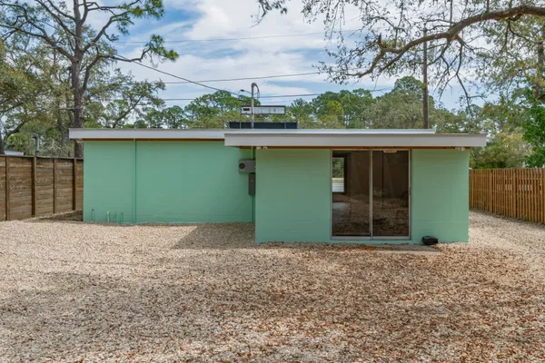 $375,000 | 82 Coastal Highway, Panacea, FL 32346