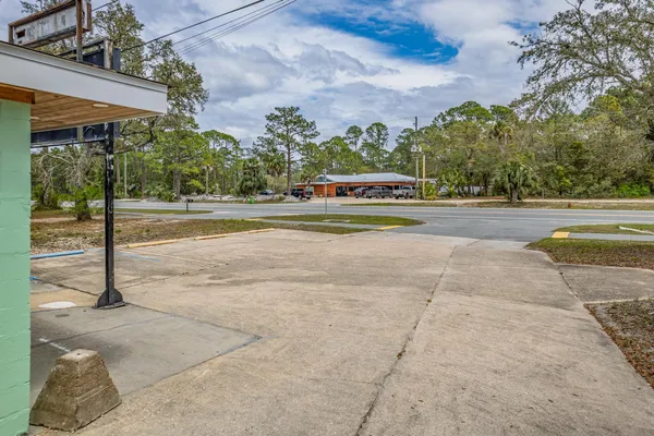 $375,000 | 82 Coastal Highway, Panacea, FL 32346