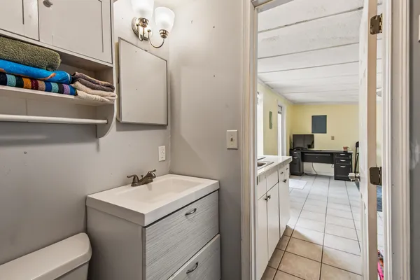 $375,000 | 82 Coastal Highway, Panacea, FL 32346