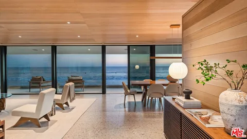 $19,499,000 | 31388 Broad Beach Road, Malibu, CA 90265