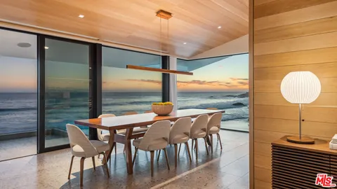 $19,499,000 | 31388 Broad Beach Road, Malibu, CA 90265