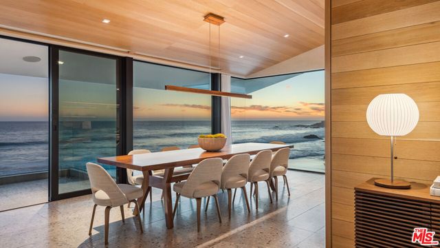 $19,499,000 | 31388 Broad Beach Road, Malibu, CA 90265
