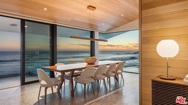 $19,499,000 | 31388 Broad Beach Road, Malibu, CA 90265