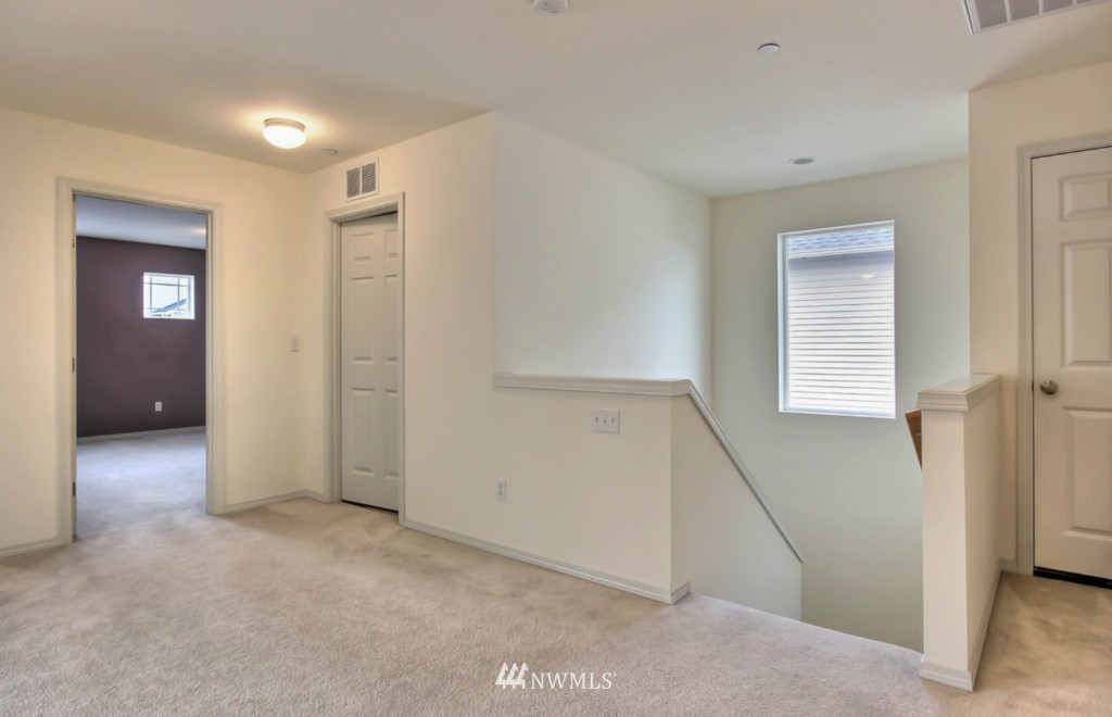 1363 Foreman Road DuPont, WA 98327 - Photo 12 of 15