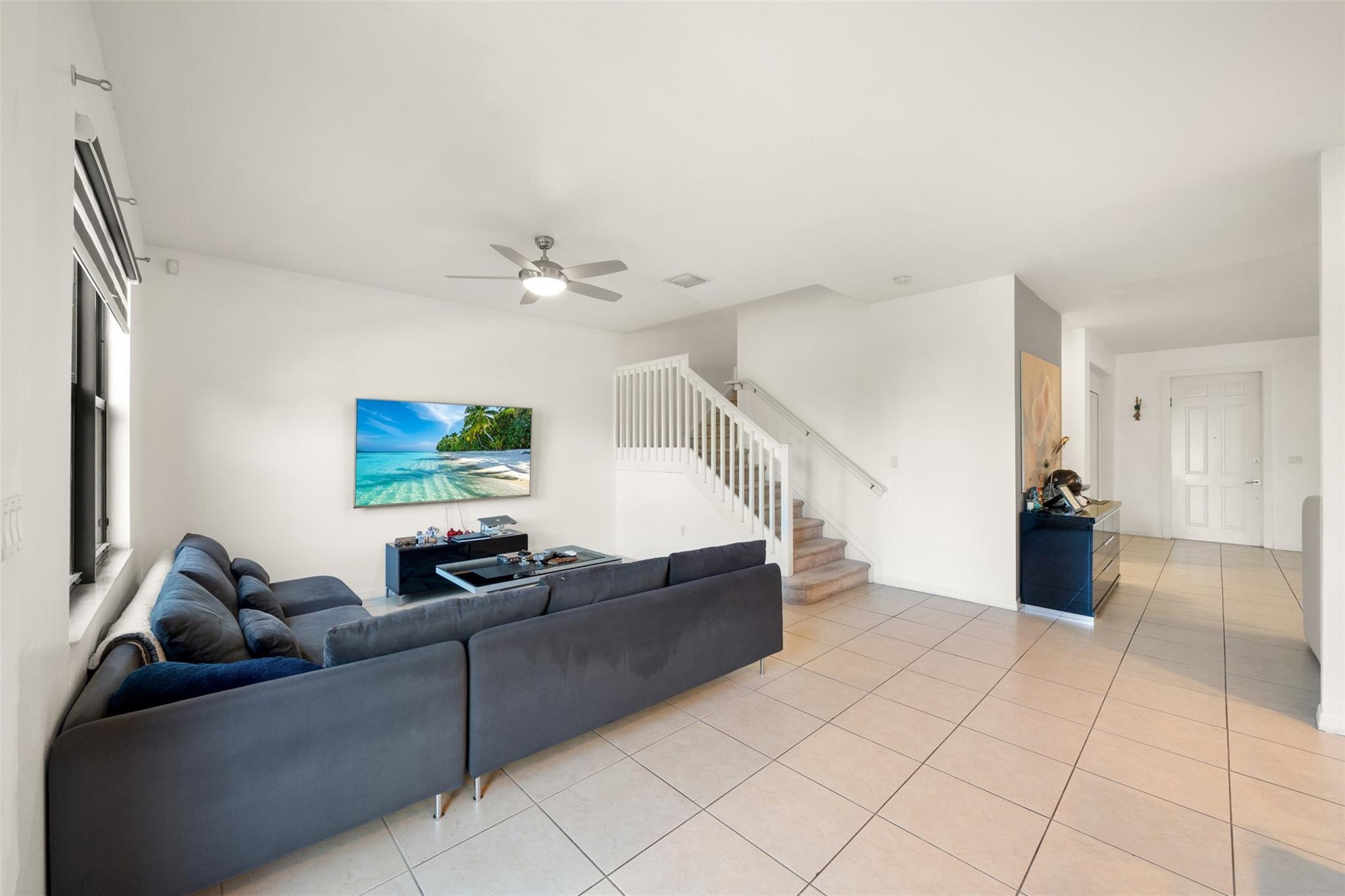 631 Northeast 191st Terrace Miami, FL 33179 - Photo 7 of 31 Photo 7