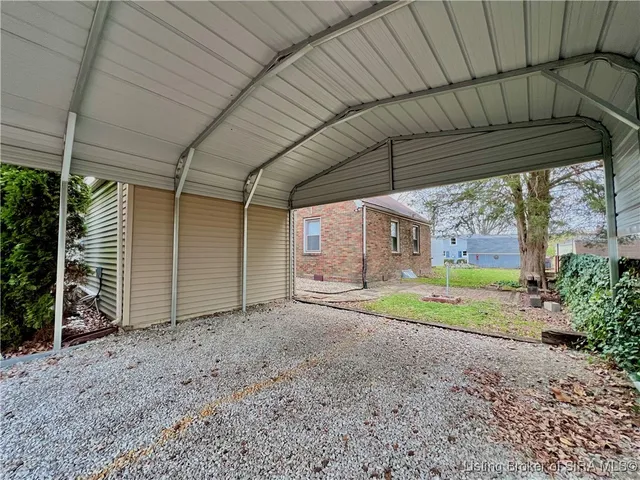 $209,900 | 1236 King Avenue, Seymour, IN 47274