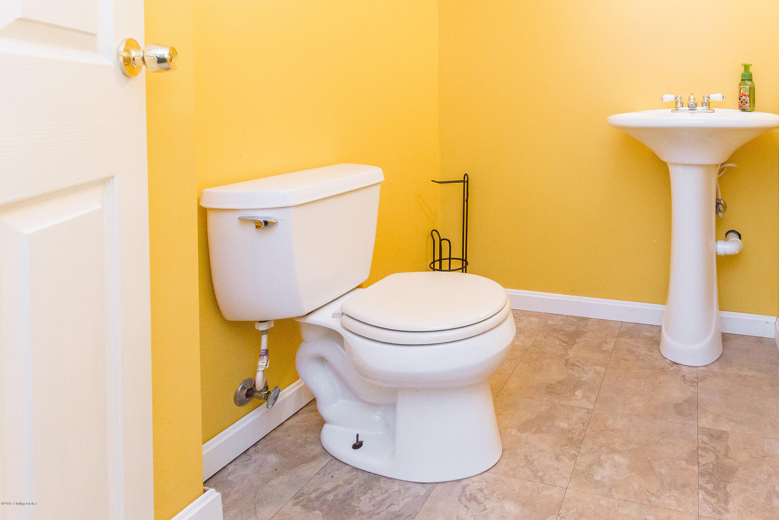 10137 Rimfire Road Louisville, KY 40291 - Photo 47 of 56 10137-Rimfire-Rd-60