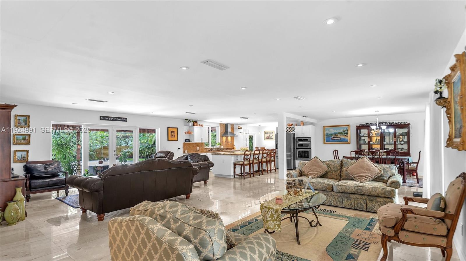 9220 Southwest 94th Place Miami, FL 33176 - Photo 4 of 67