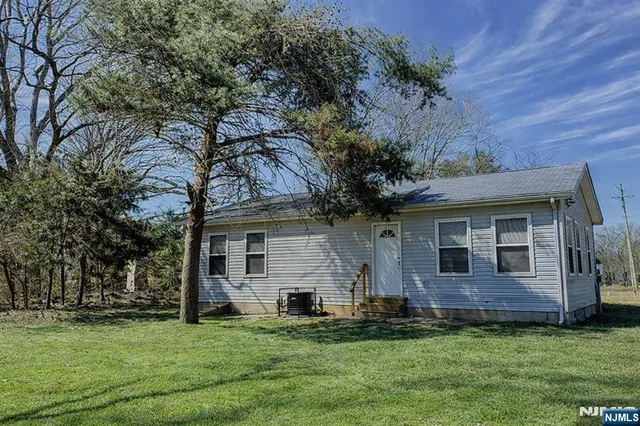 $219,000 | 434 Clarks Pond Road, Bridgeton, NJ 08302