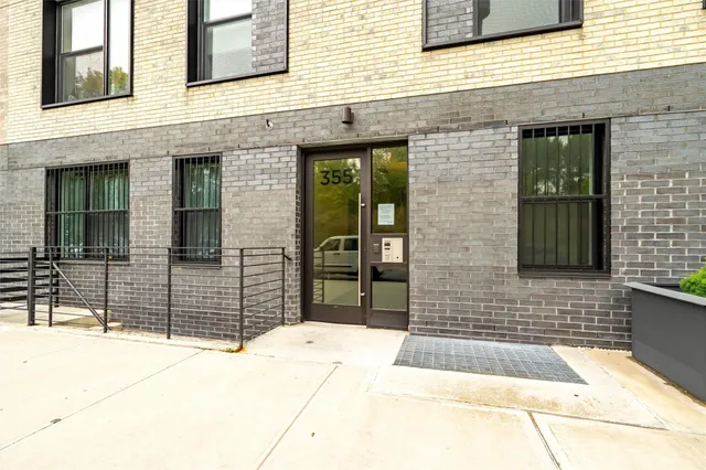 $203,000 | 355 Bronx River Avenue, Unit 1B | Soundview