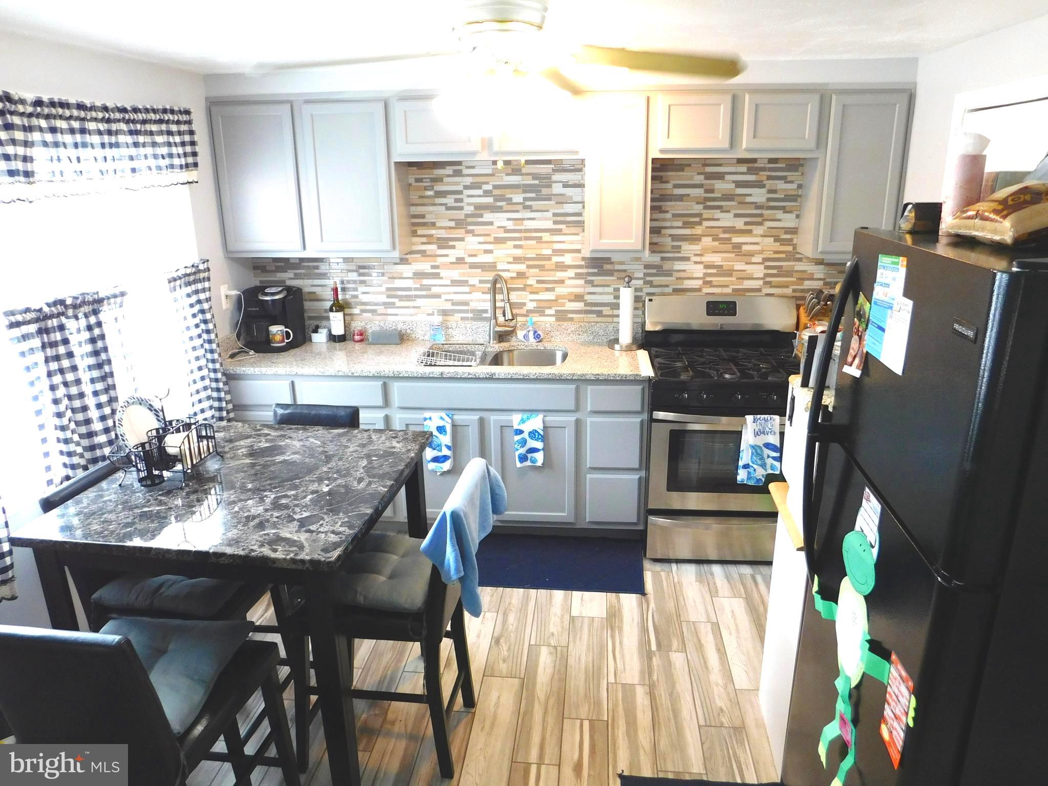 2779 Yarnall Road Halethorpe, MD 21227 - Photo 4 of 20 Eat-in Kitchen