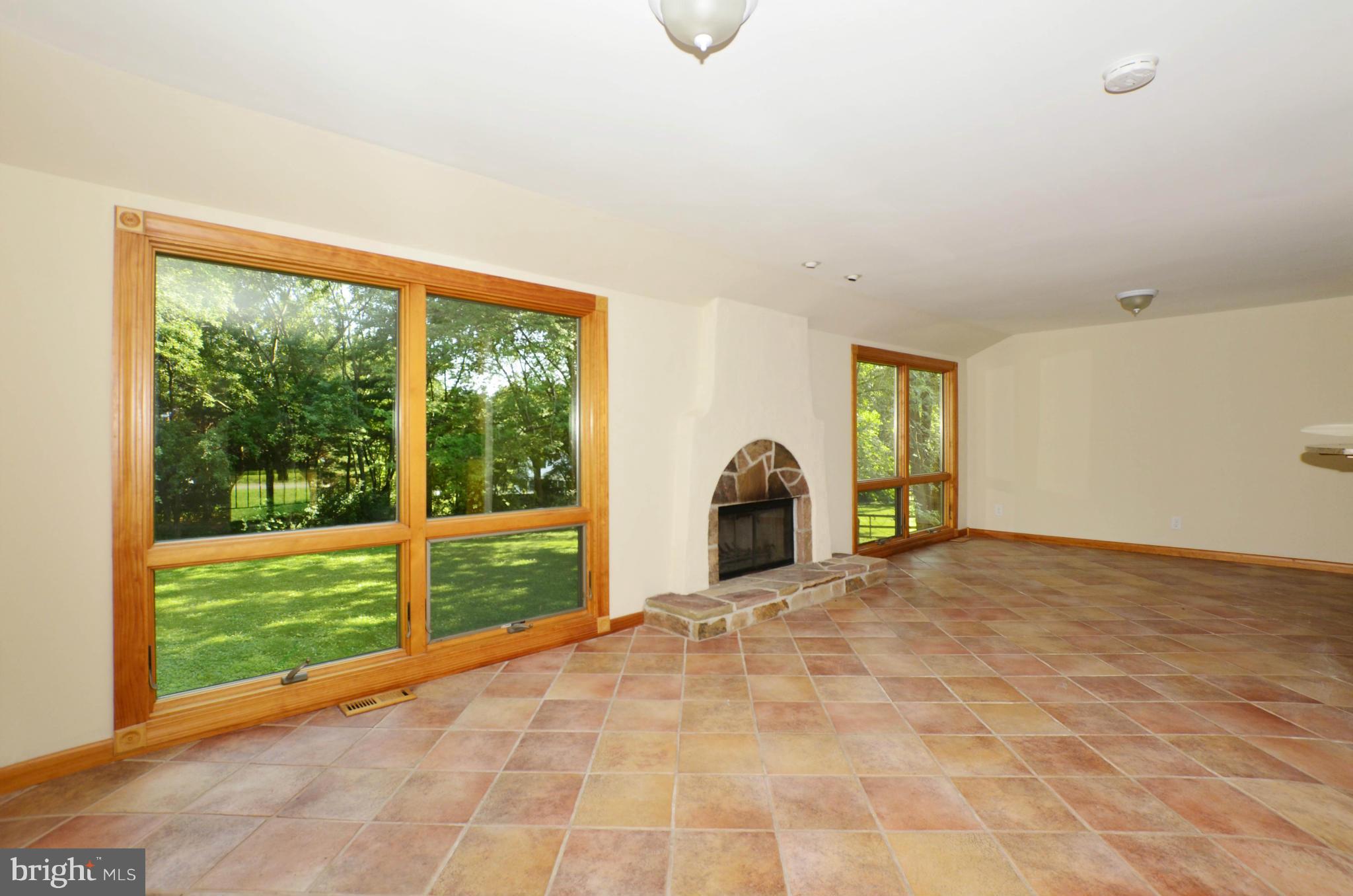 2041 Durham Road Fallston, MD 21047 - Photo 11 of 30 Sun Room
