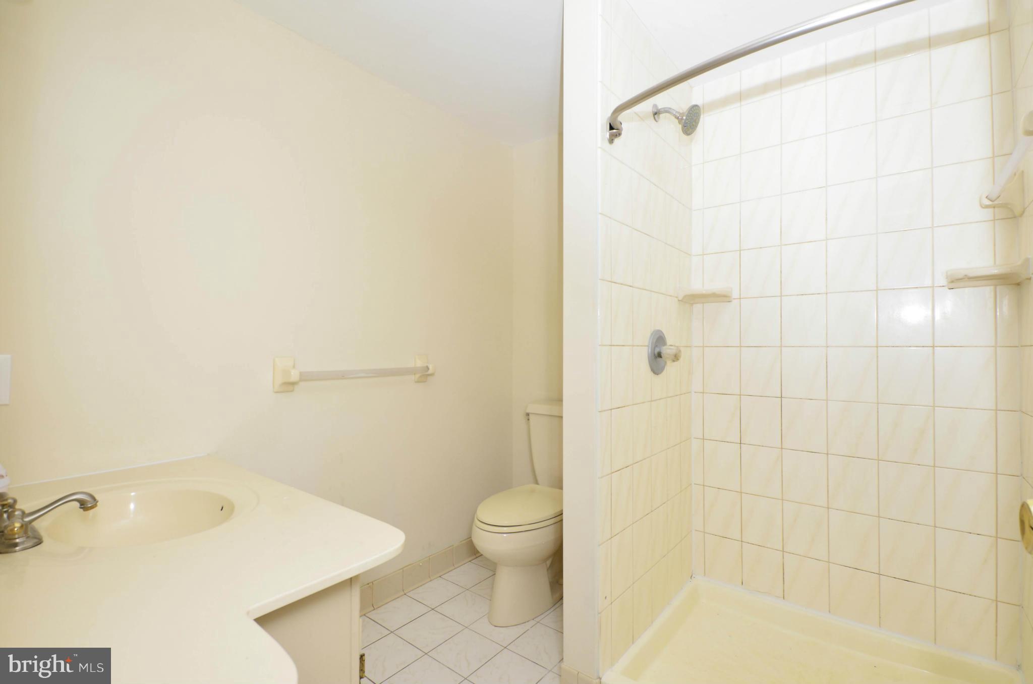 2041 Durham Road Fallston, MD 21047 - Photo 19 of 30 Bath (Master)