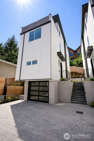 $3,850 | 3447 22nd Avenue West, Unit B, Seattle, WA 98199