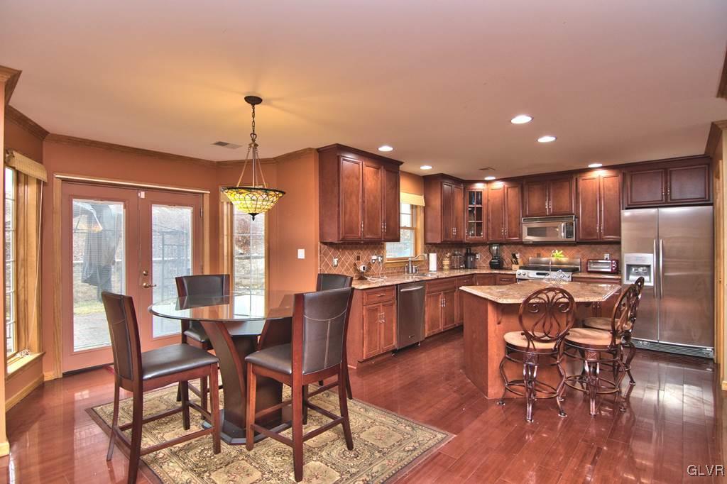 318 Edgemont Road Stroudsburg, PA 18360 - Photo 18 of 48 Gallery Image 18