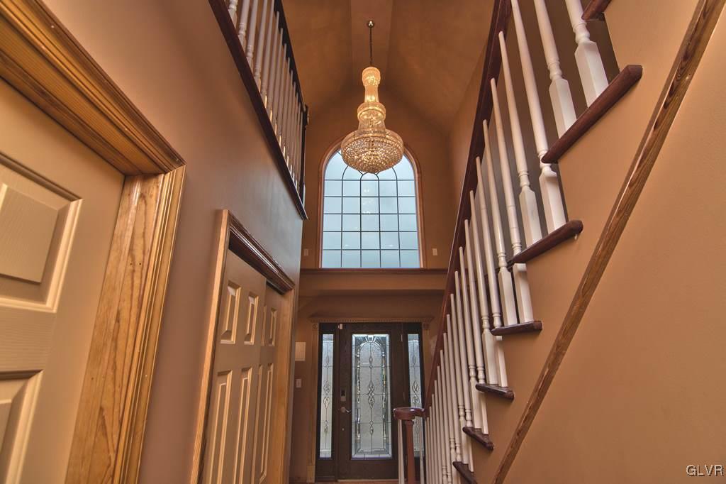 318 Edgemont Road Stroudsburg, PA 18360 - Photo 21 of 48 Gallery Image 21