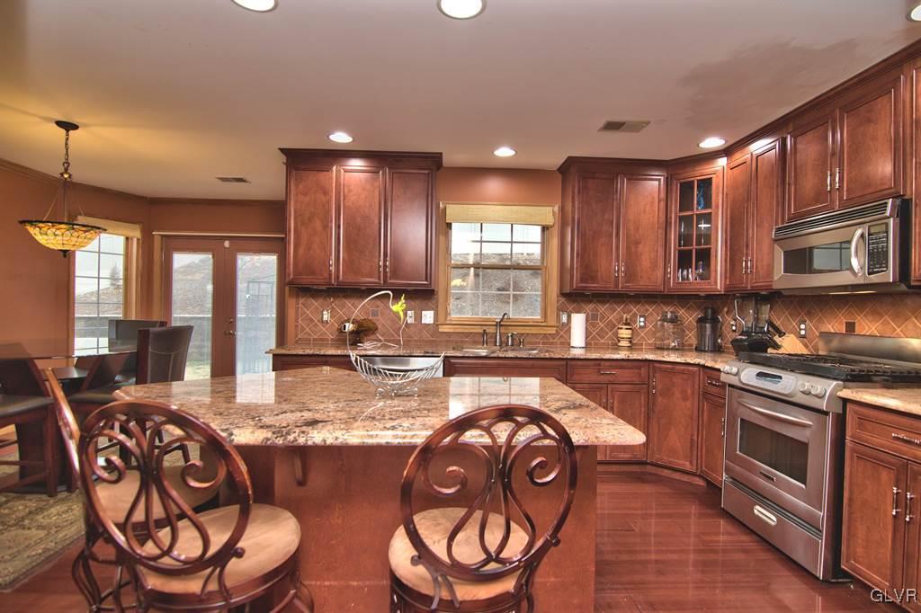 318 Edgemont Road Stroudsburg, PA 18360 - Photo 25 of 48 Gallery Image 25