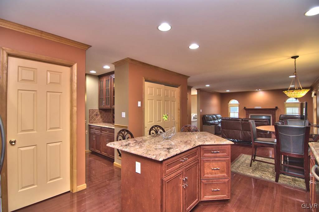 318 Edgemont Road Stroudsburg, PA 18360 - Photo 27 of 48 Gallery Image 27