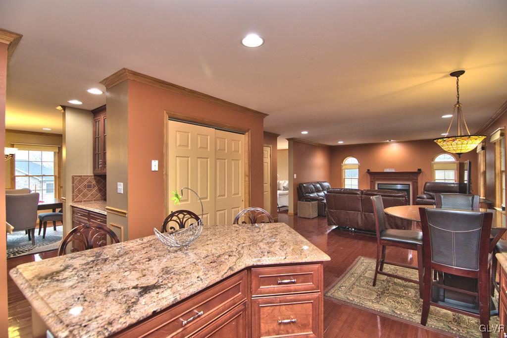 318 Edgemont Road Stroudsburg, PA 18360 - Photo 28 of 48 Gallery Image 28