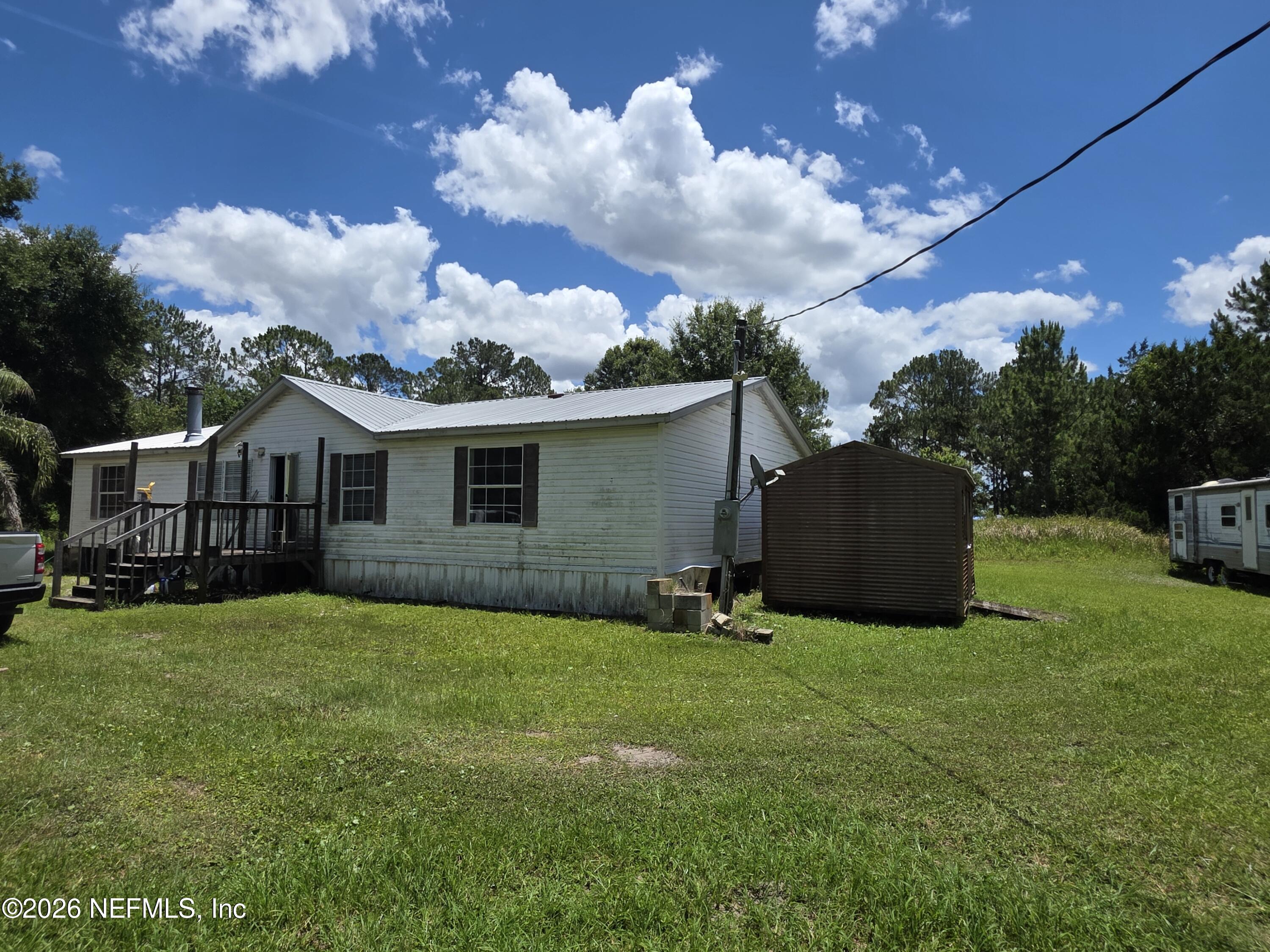 135 Cedar Road East Palatka, FL 32131 - Photo 2 of 33 20260605_132659