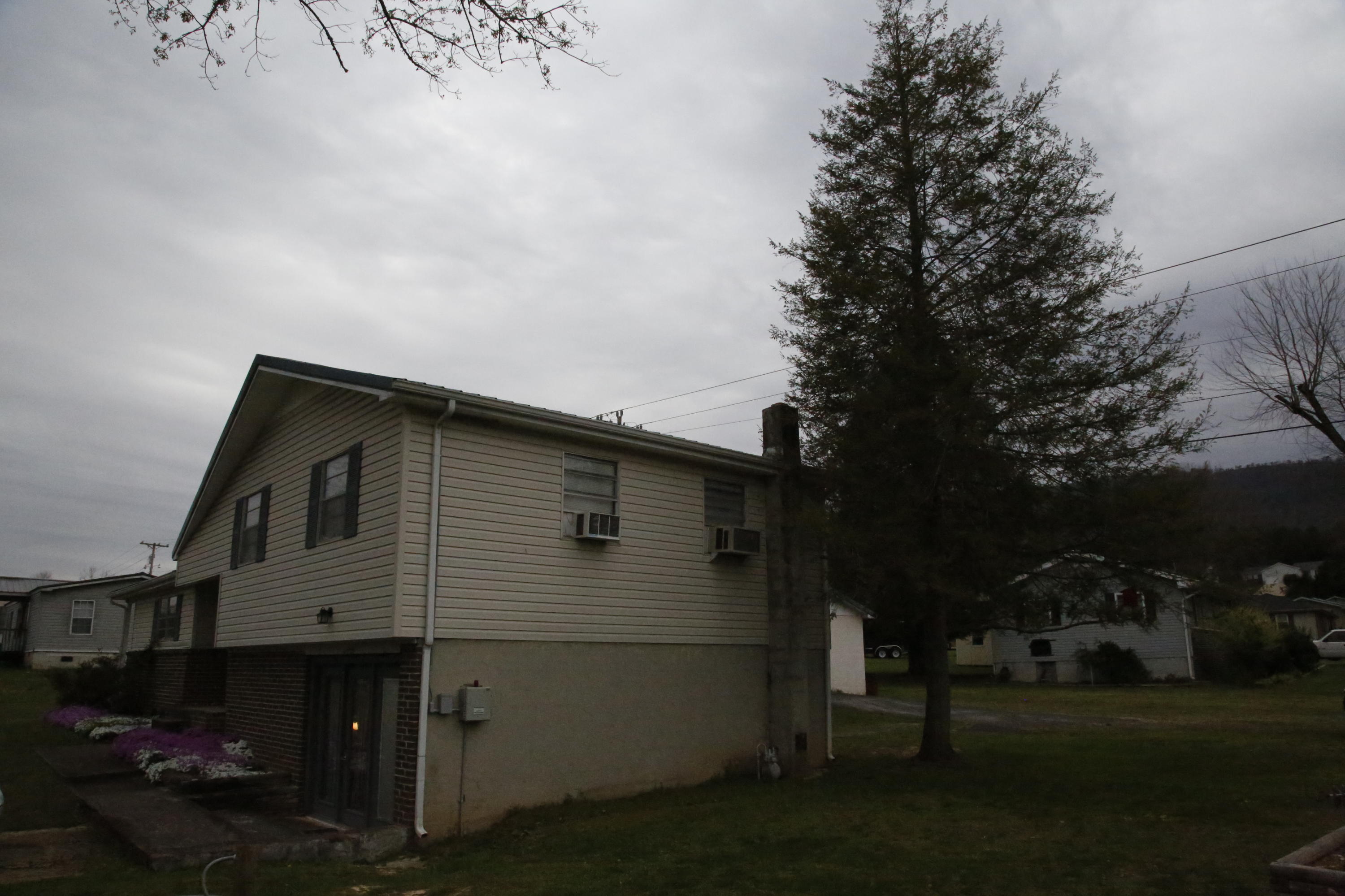 5635 West Valley Road Dunlap, TN 37327 - Photo 14 of 17 _62A3954