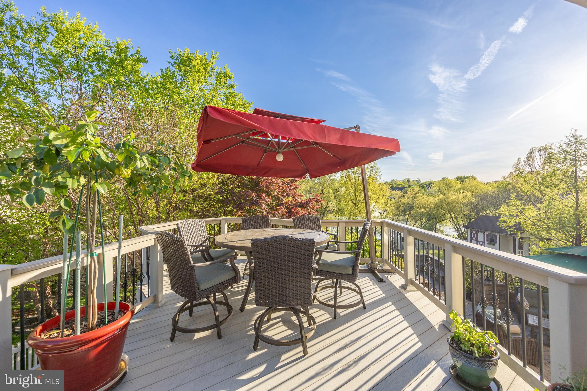 912 Nottingham Road Pottstown, PA 19465 - Photo 70 of 92 Great evening sun to enjoy dinner outside
