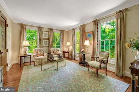 $2,600,000 | 801 Olde Georgetown Court, Great Falls, VA 22066
