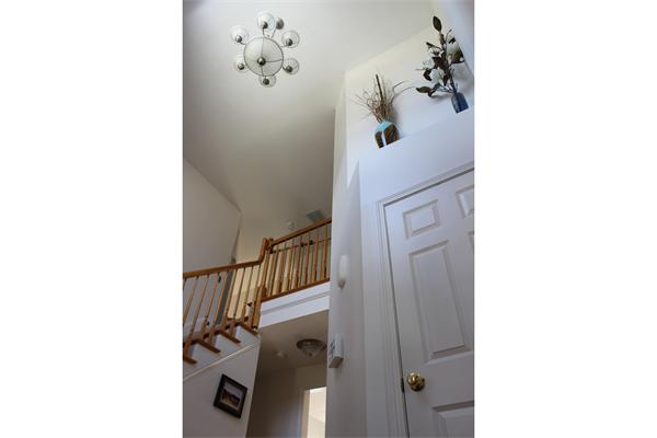 334 Massasoit Road Worcester, MA 01604 - Photo 5 of 16 Gallery Image 5